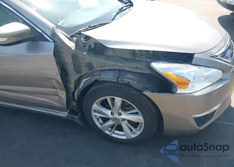 2013 Nissan Altima 2.5 Sv z USA, uszkodzony, nr VIN 1N4AL3AP2DC218413